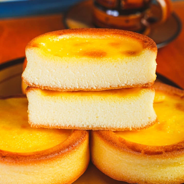 Egg Tarts Cake